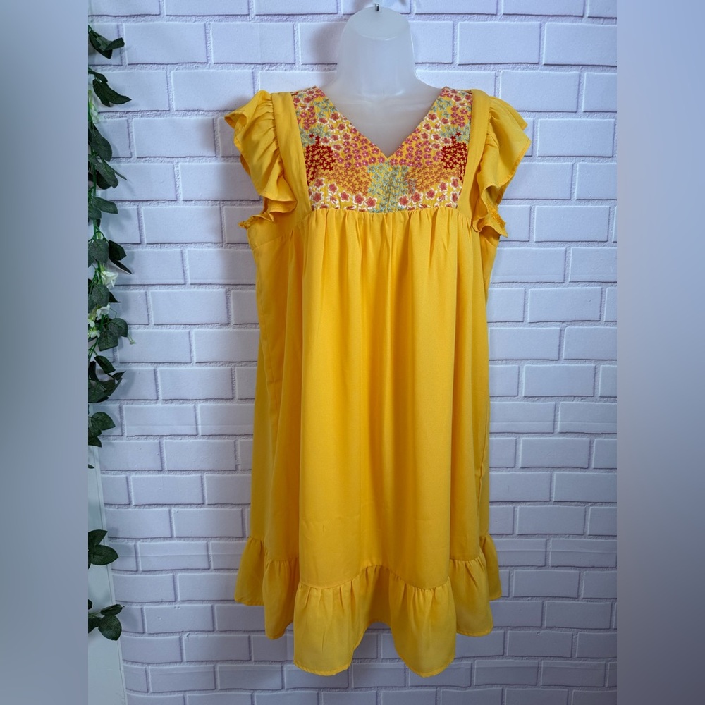 Savanna Jane Yellow Embroidered Boho Tunic top Size M Flowy Ruffle Sleeve - Picture 5 of 11